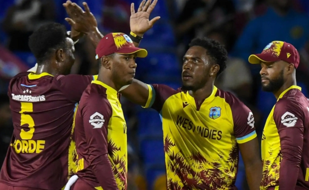 वेस्टइंडीज ने पाकिस्तान के खिलाफ दूसरे टी20 मैच में 2 विकेट से रोमांचक जीत